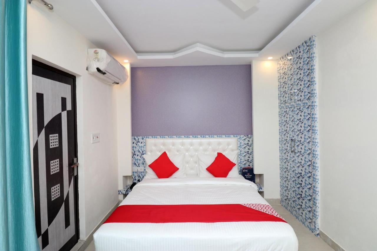 Oyo 25130 Hotel Royal Inn New Delhi Exterior photo